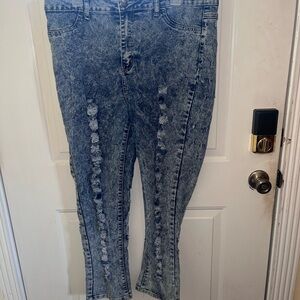 VIP Distressed Acid Wash Jeans/b1082
